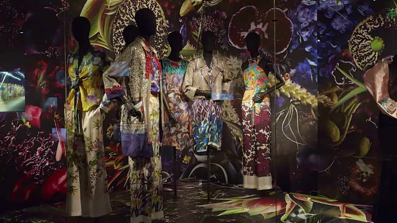 アート・デザイン・音楽 DRIES VAN NOTEN Dries Van Noten, a unique vision — Retail Assembly Inc.