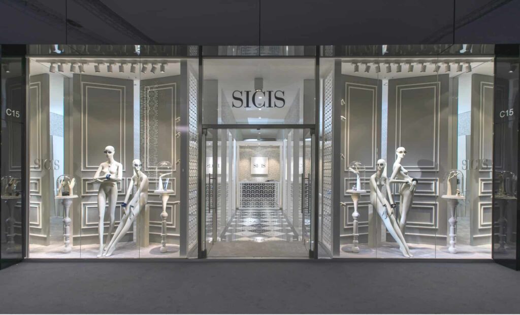 SICIS Jewelry Aloof Schlappi Mannequins