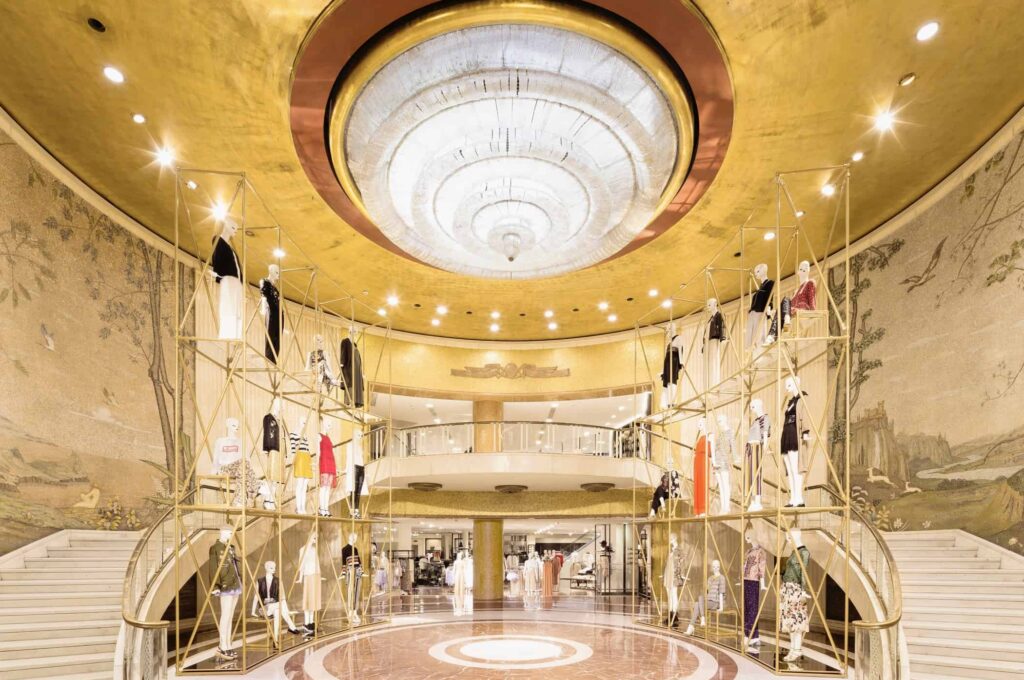 schläppi mannequins zara corso vittorio emanuele milan