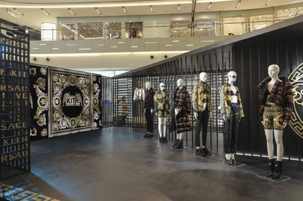 kith versace shanghai bespoke mannequins 03