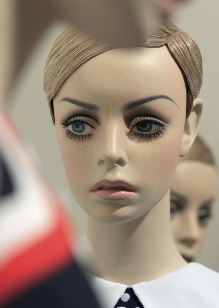 close up of Twiggy mannequin showing hair and makeup