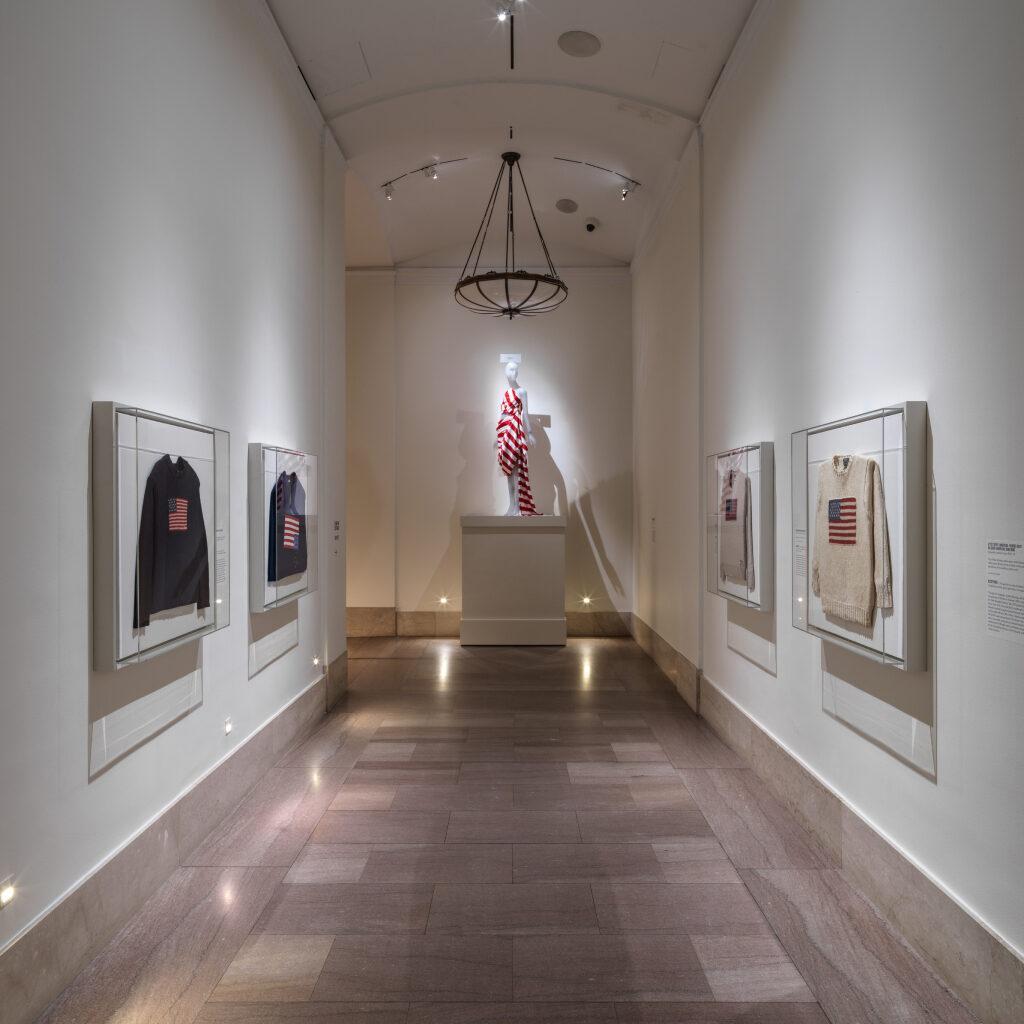 Schläppi 2200 mannequin on plinth in art corridor