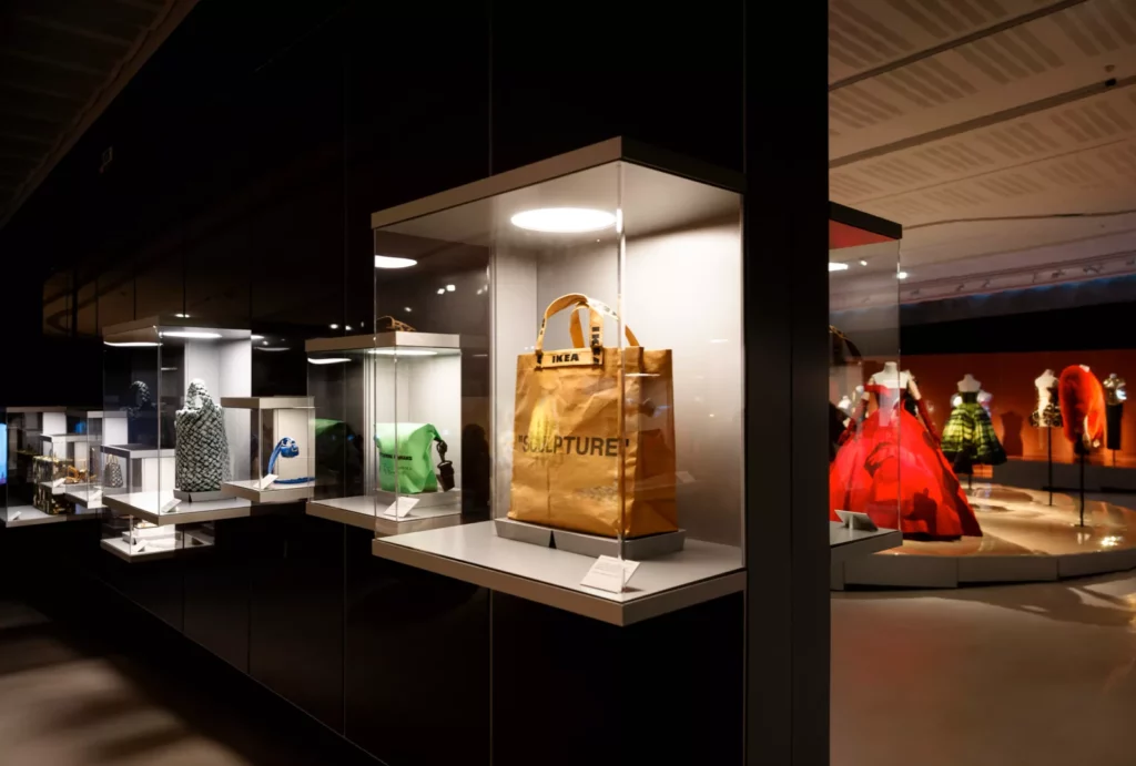 interior shot of maxxi fashion exhibition in Rome using Bonaveri bust forms