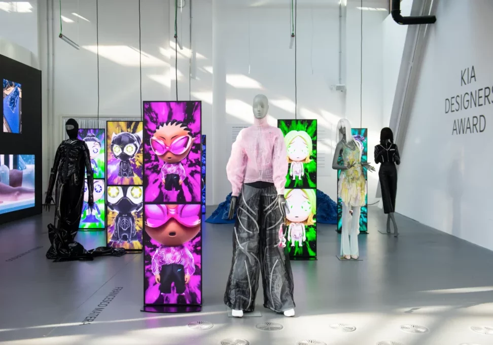 Schl&auml;ppi Aloof mannequins for Fashion Hub