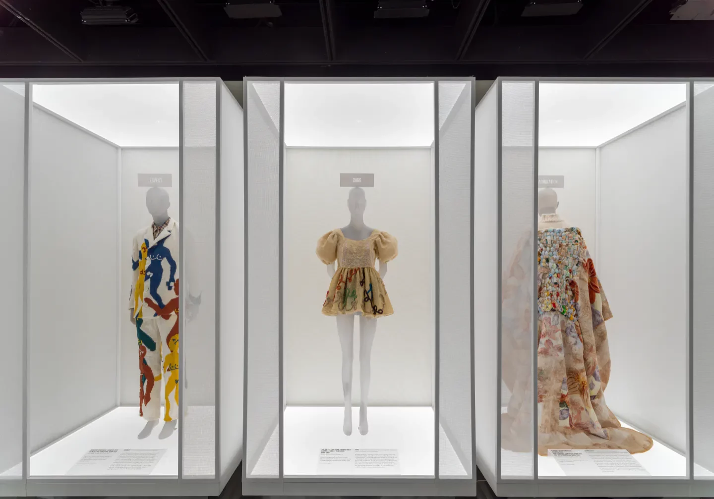 Gallery View, Consciousness