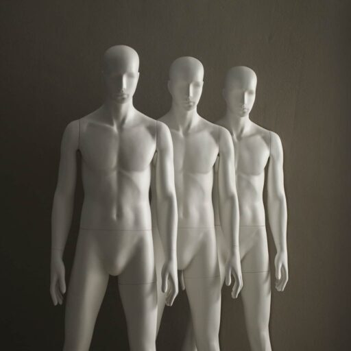 aloof and noble mannequins 05