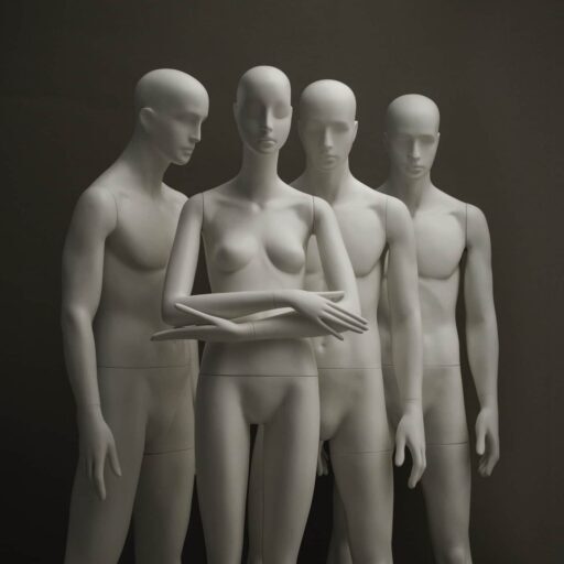 aloof and noble mannequins 12