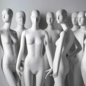 https://bonaveri.com/wp-content/uploads/2014/06/04203926/cropped-schlappi-2200-3000-mannequins-05.jpg