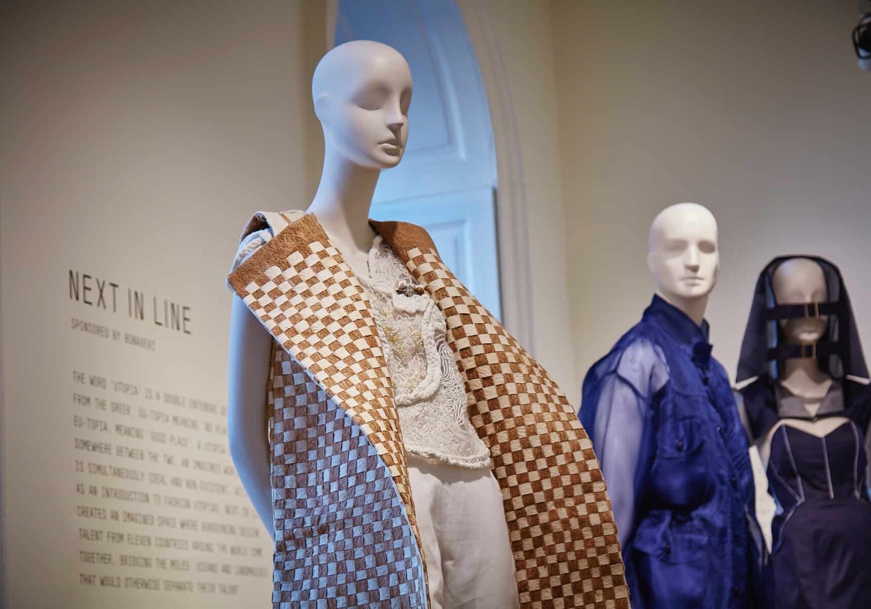 Aloof mannequins ifs16 curator award 2016