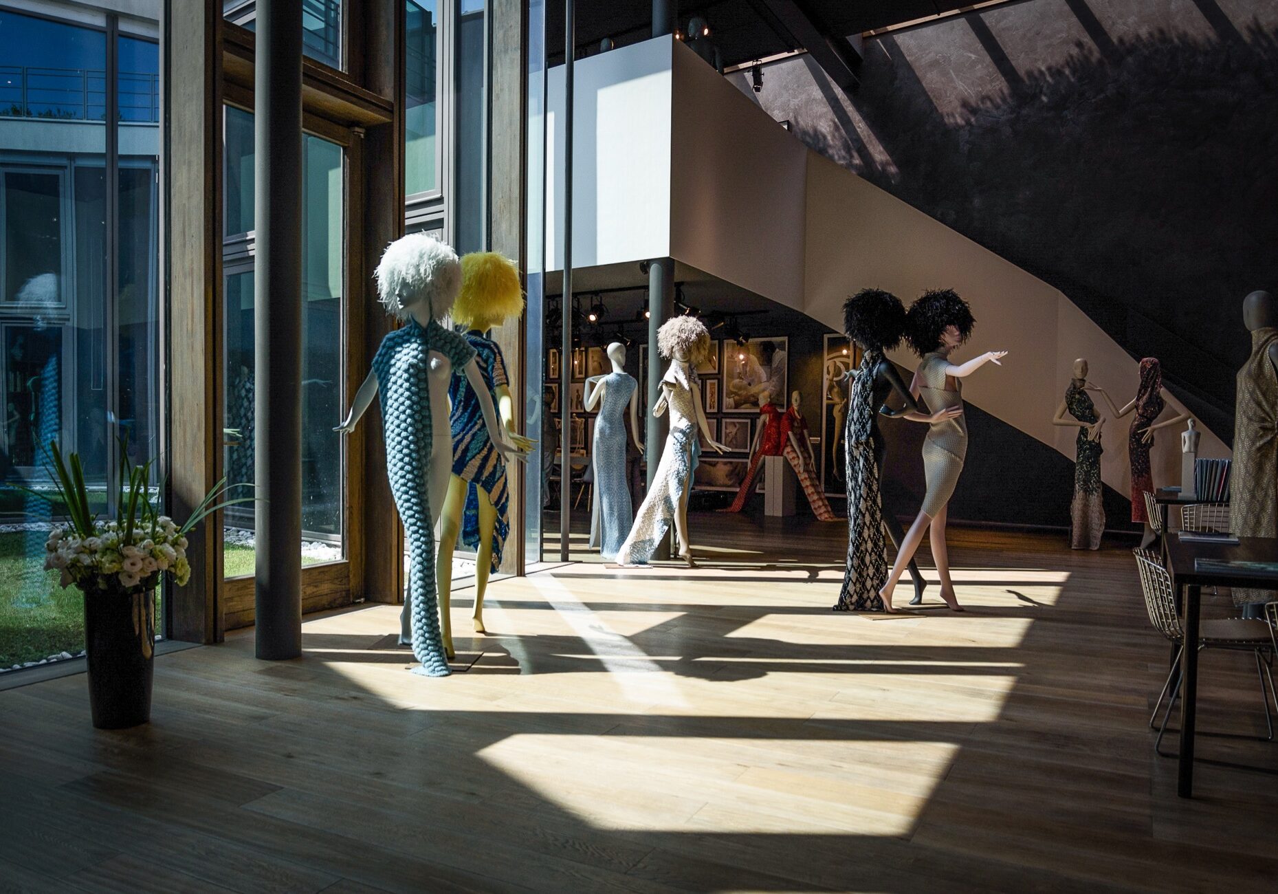 Obsession female mannequins for Linea Piu exhibition