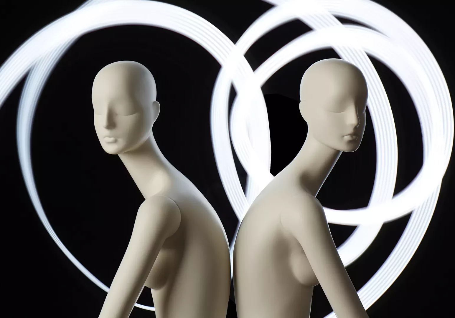 schlappi-aloof-10year-mannequin-01@1x