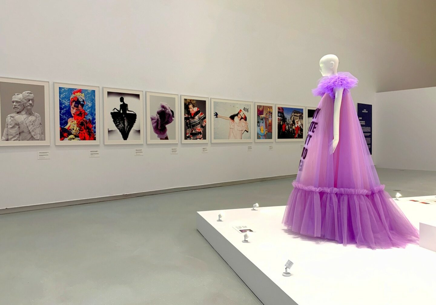 schlappi_2200_viktorrolf_metafashion_38