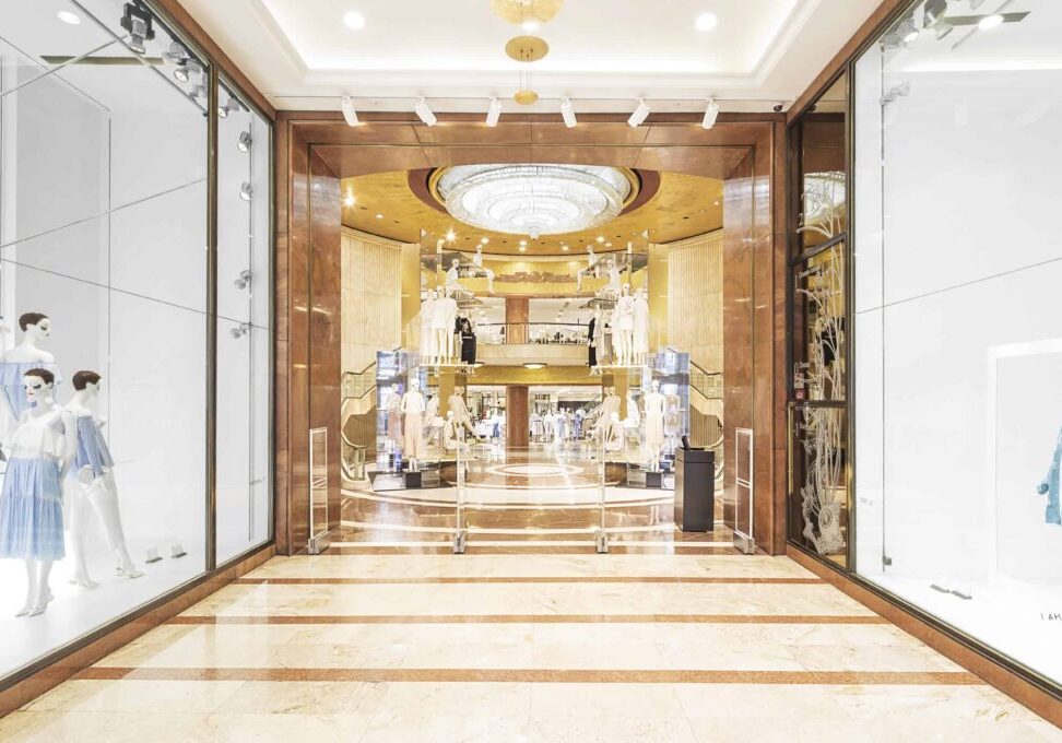 aloof mannequins for zara milan design week