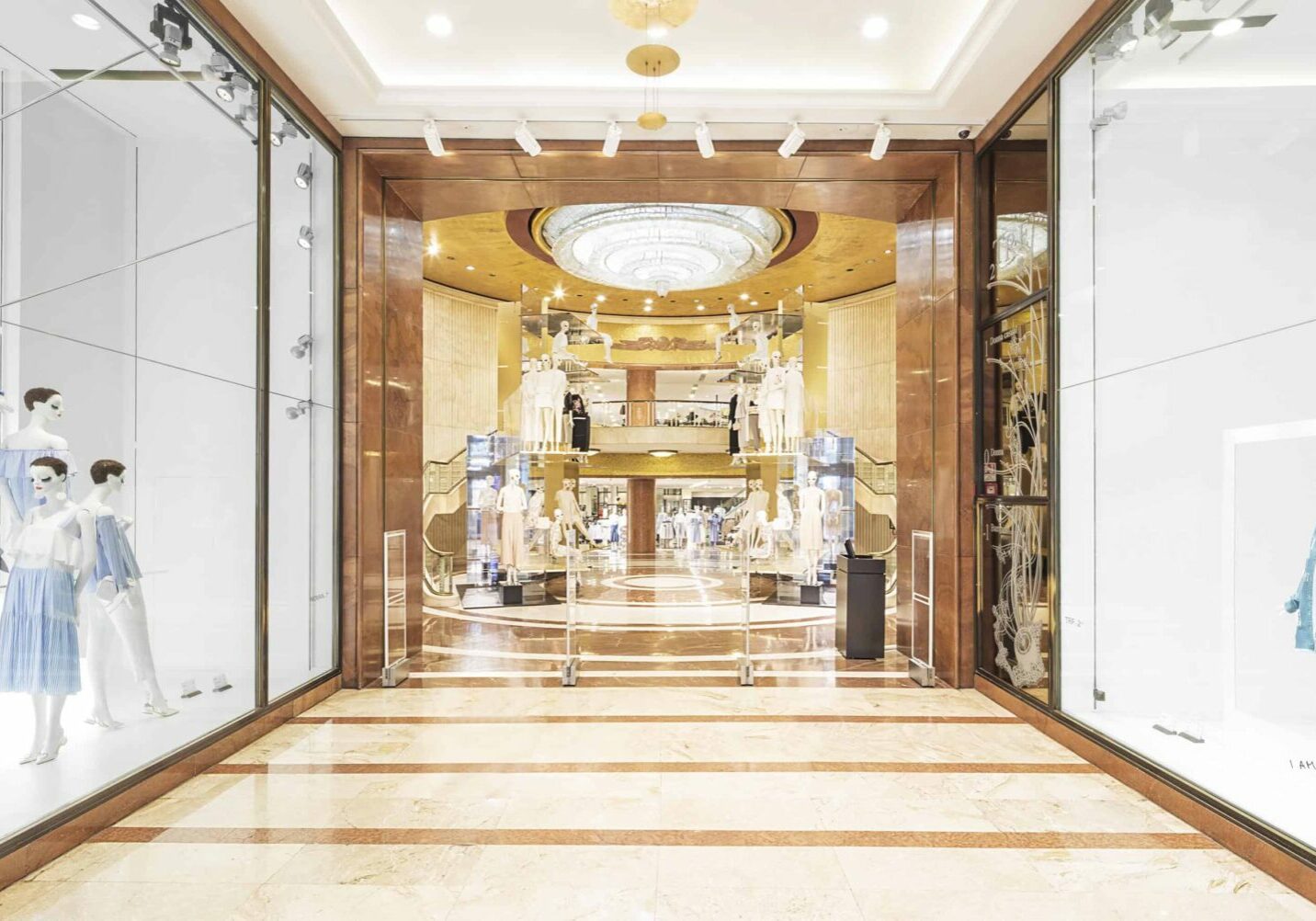 aloof mannequins for zara milan design week